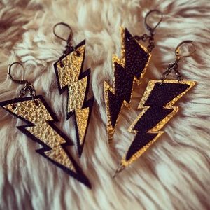 ⚡️⚡️Lightening Bolt Earrings ⚡️⚡️